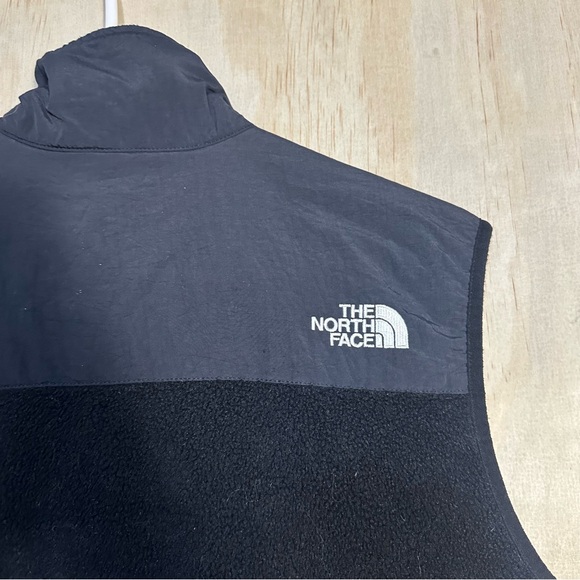 Vtg Y2K The North Face Black Fleece Cinch Waist Vest Denali Outdoor Hiking Wmn M - Picture 7 of 10